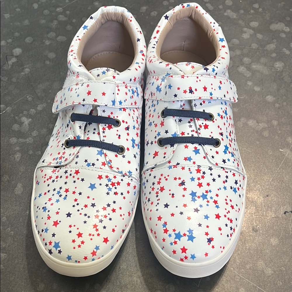 Monkey Feet Starry pull on Sneakers- Velcro and elastic band closure- NWOT 40
